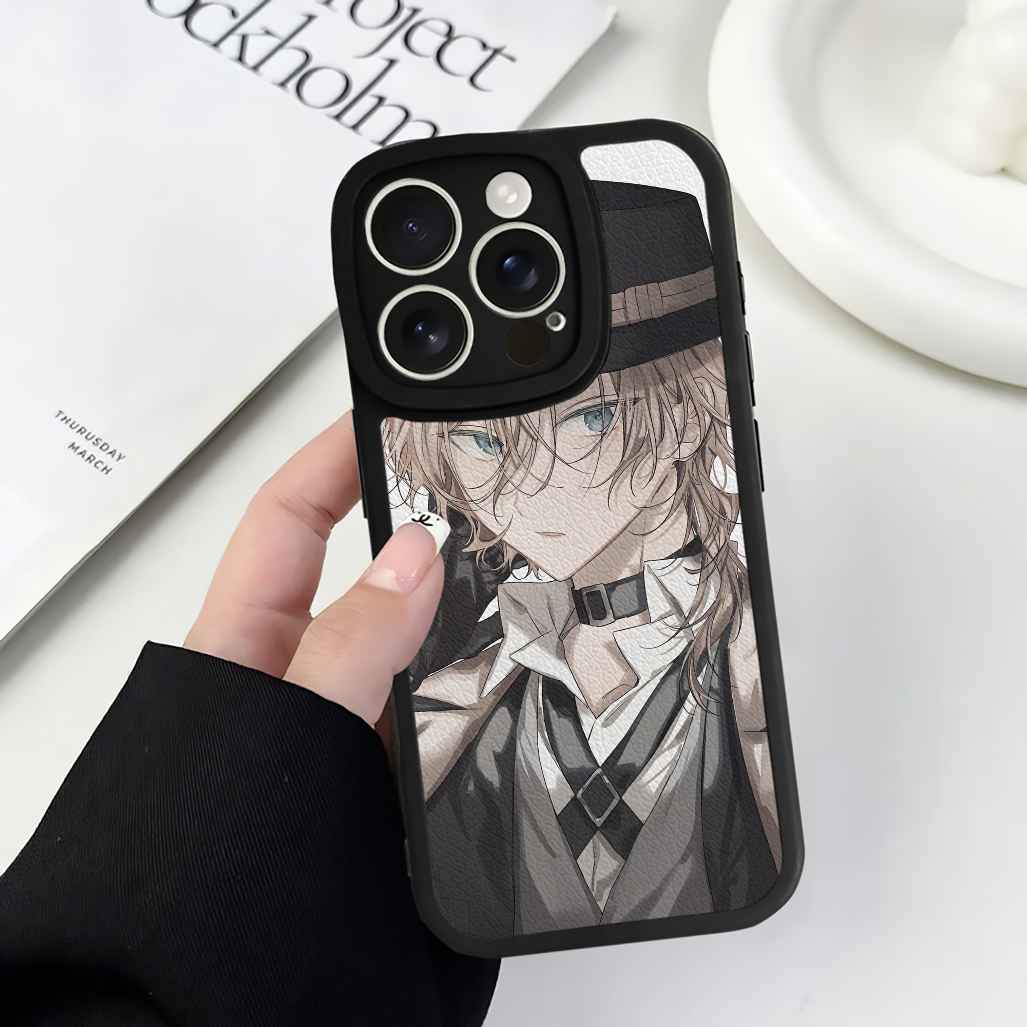（画像用） 文豪ストレイドッグス Bungo Stray Dogs 【iPhone 16シリーズ対応】シリコンスマホケース（レザー調） 材質：シリコン